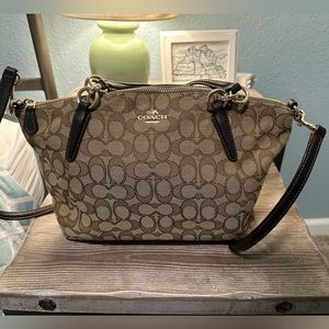 Coach Purse - Kelsey Satchel
